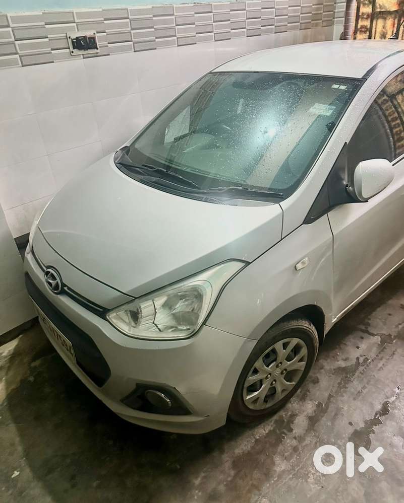 Hyundai Grand I10 2016 Cng All Original Car Second Owner