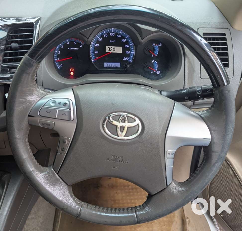 Toyota Fortuner 4x2 Manual, 2013, Diesel