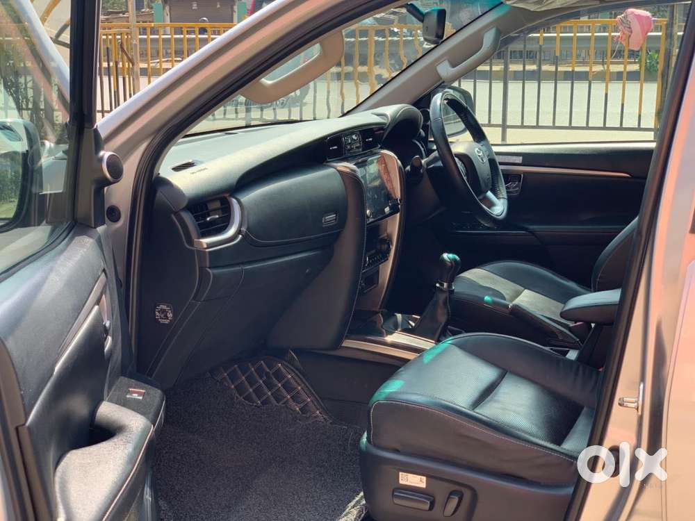 Toyota Fortuner 2.8 4wd Mt, 2023, Diesel