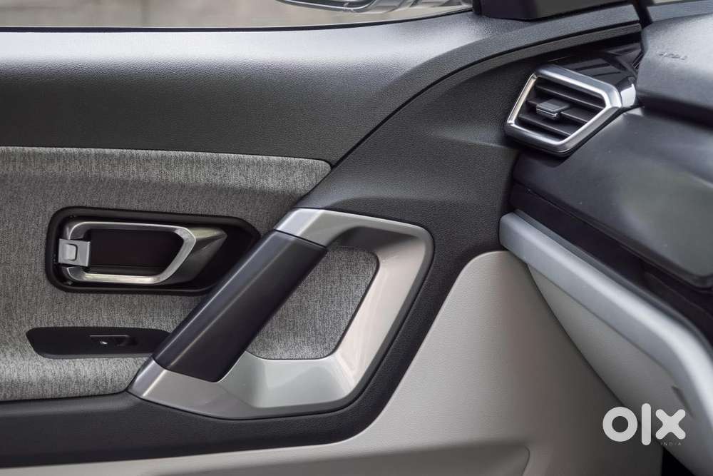 Tata Safari Pure Plus S At, 2025, Diesel