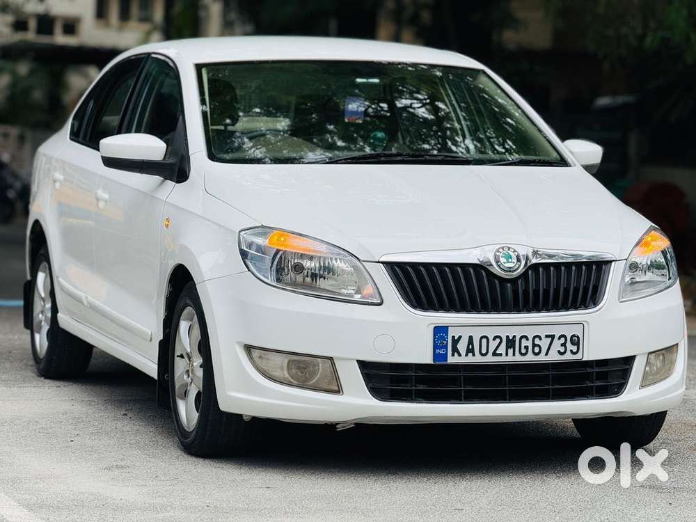 Skoda Rapid 1.5 Tdi Cr Elegance Plus, 2012, Diesel