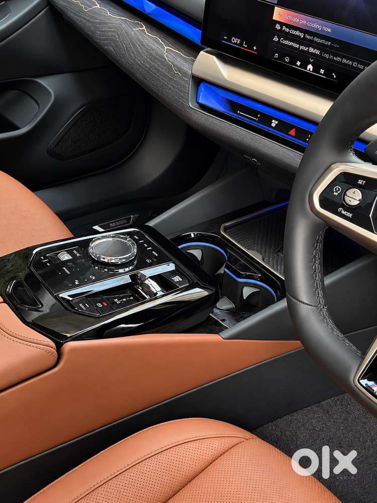 Bmw 5 Series 2.0 520i Luxury Line, 2025, Petrol