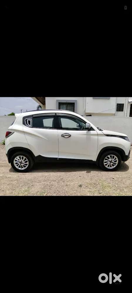 Mahindra Kuv 100 2017 Petrol 79000 Km Driven