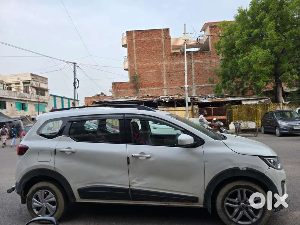 Renault Triber Rxz, 2020, Petrol
