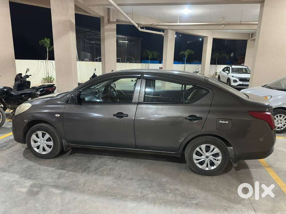 Nissan Sunny Petrol Manual 2013