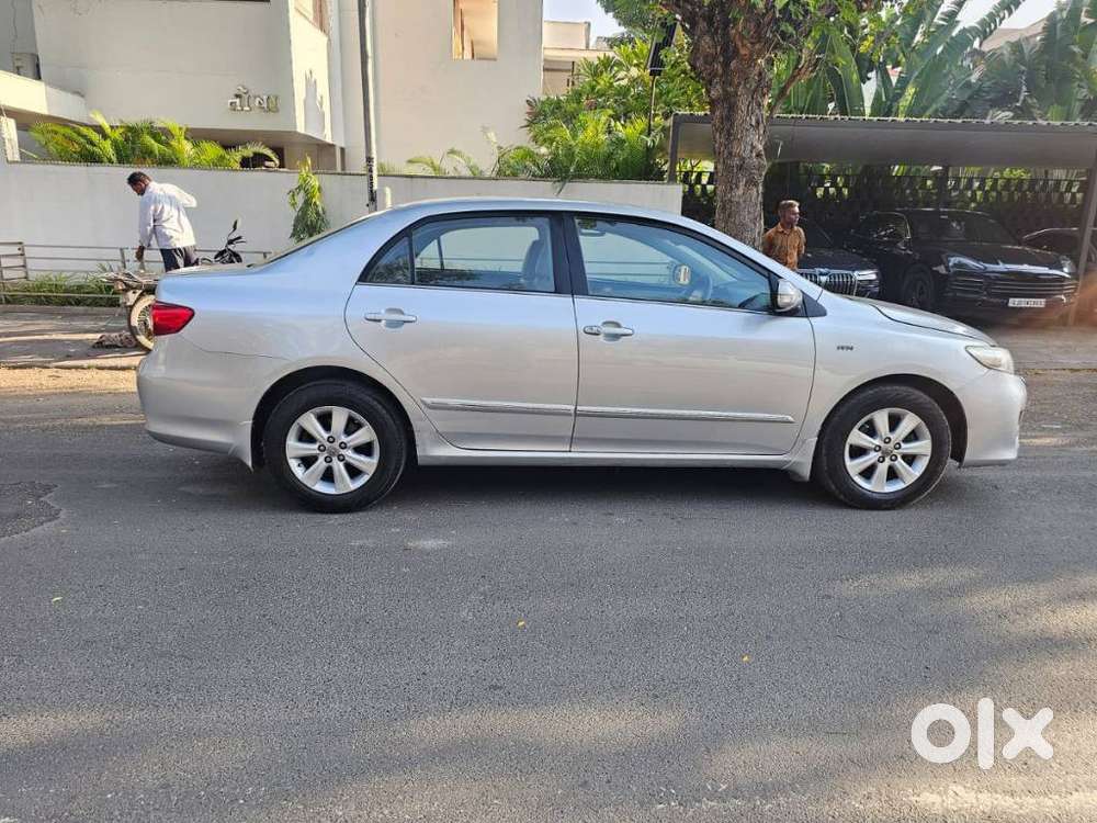 Toyota Corolla Altis Vl, 2012, Petrol