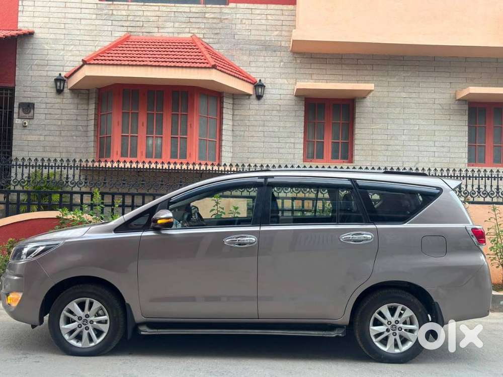 Toyota Innova Crysta 2.4 Gx Mt, 2016, Diesel