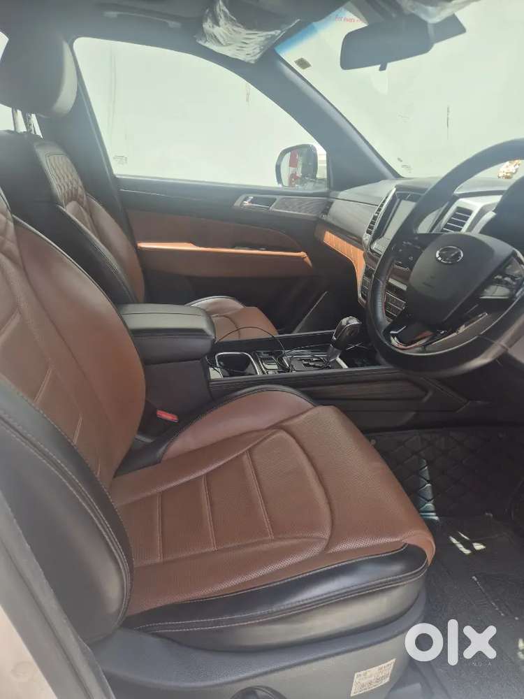 Mahindra Alturas G4 2022 Diesel 50000 Km Driven