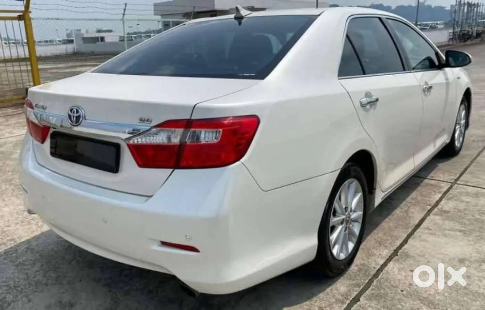 Toyota Camry 2014 Petrol Well Maintained
