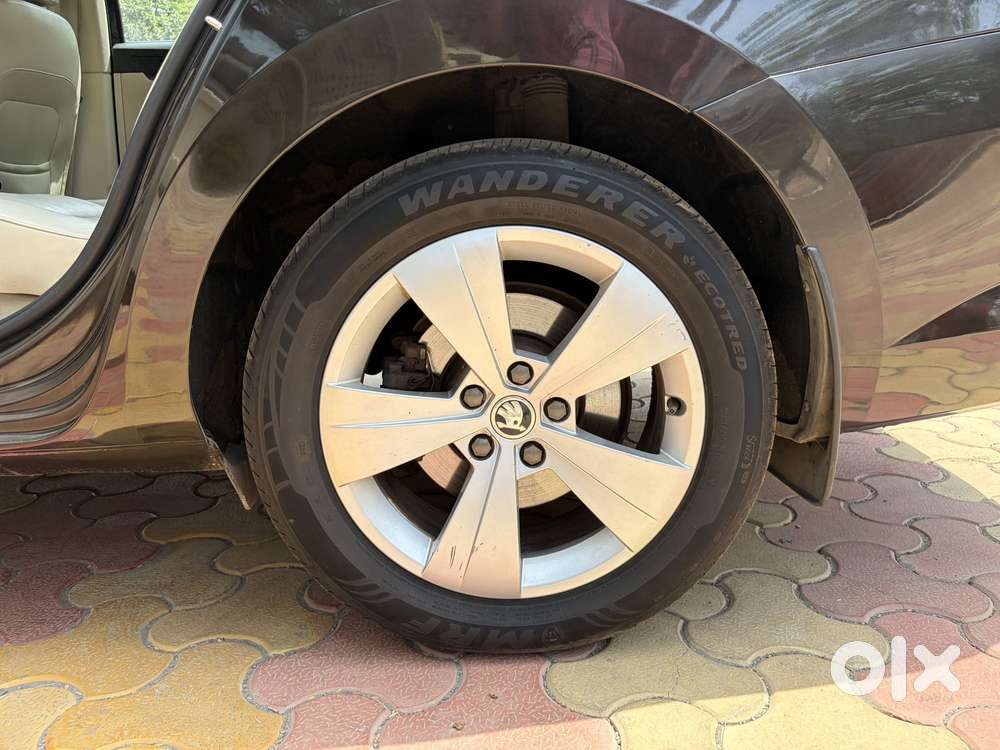 Skoda Superb Style 2.0 Tdi At, 2018, Diesel