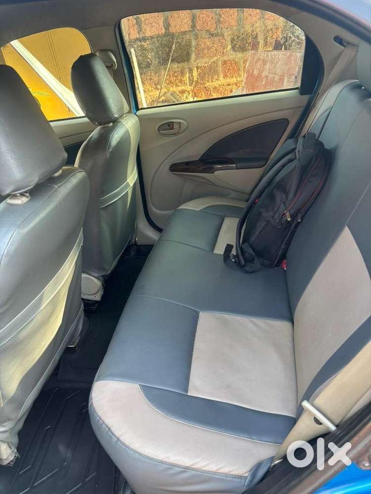 Toyota Car 2013 Petrol Manual