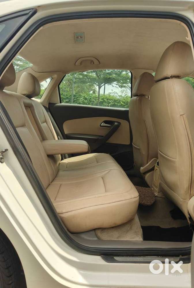 Volkswagen Vento 1.2 Highline Plus At 16 Alloy, 2011, Cng & Hybrids