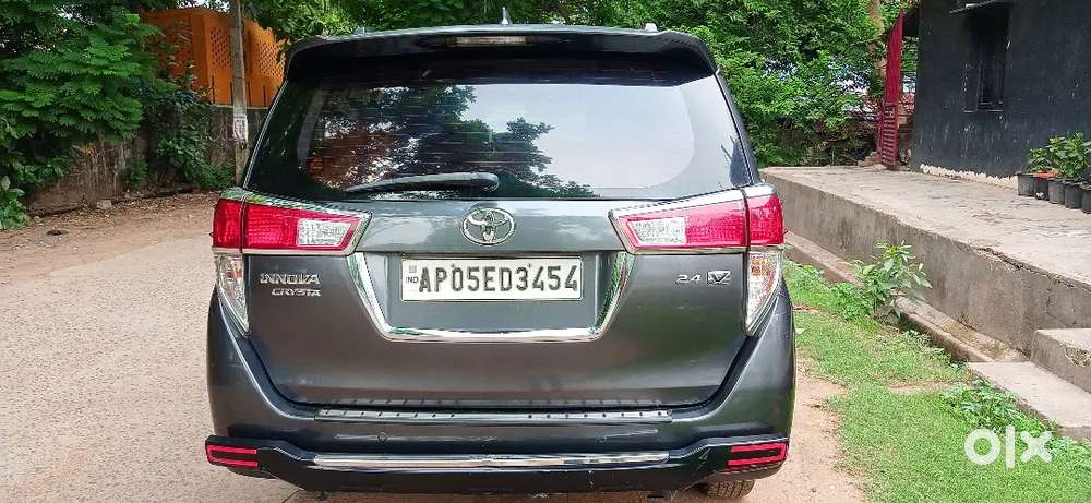 Innova Crysta Used On Single Hand By Professional Engineer