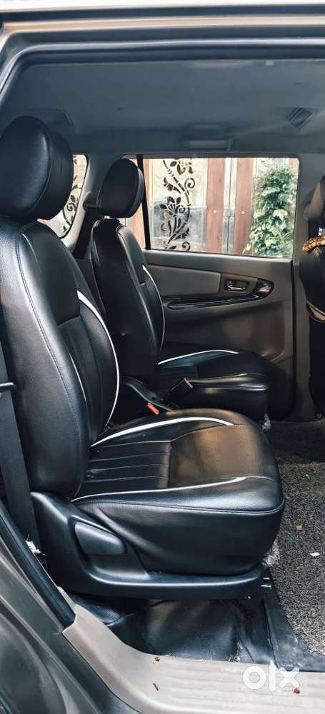 Toyota Innova 2.5 V 7 Str, 2015, Diesel