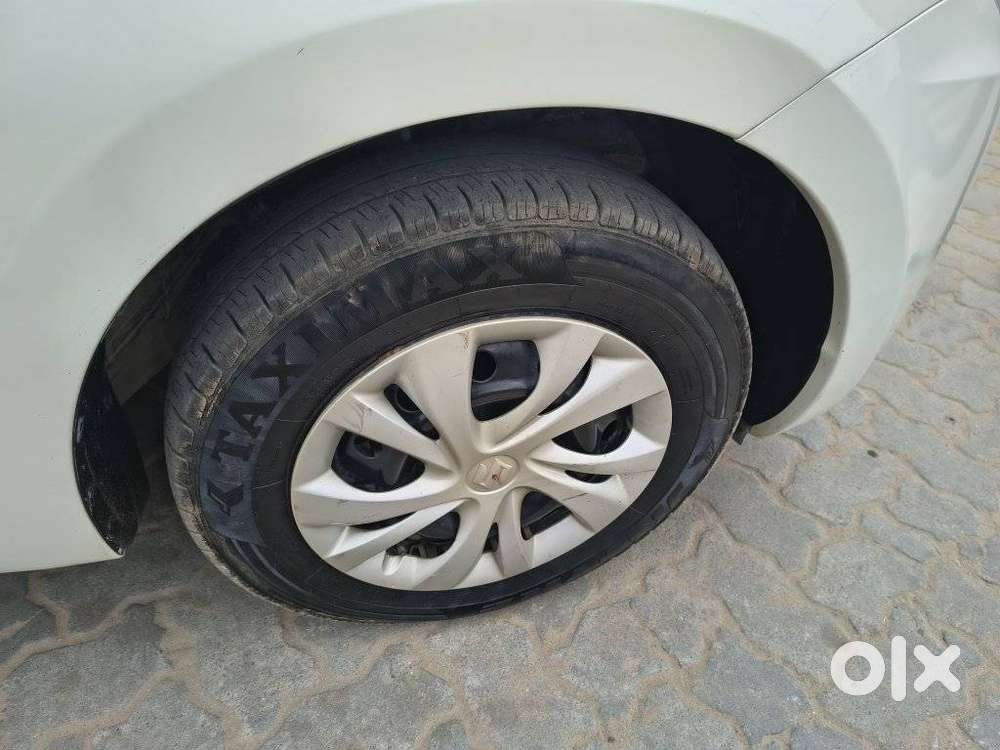Maruti Suzuki Swift Amt Vxi, 2022, Petrol