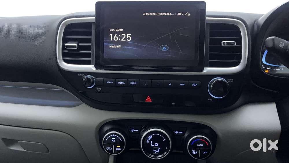 Hyundai Venue 1.0 Sx (o) Turbo Dct, 2023, Petrol