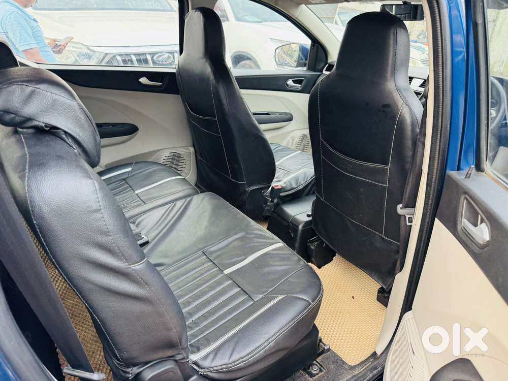 Renault Triber Rxz, 2021, Petrol