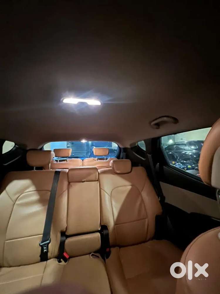 Hyundai Santa Fe 4wd At Top End 2016 Well Maintained