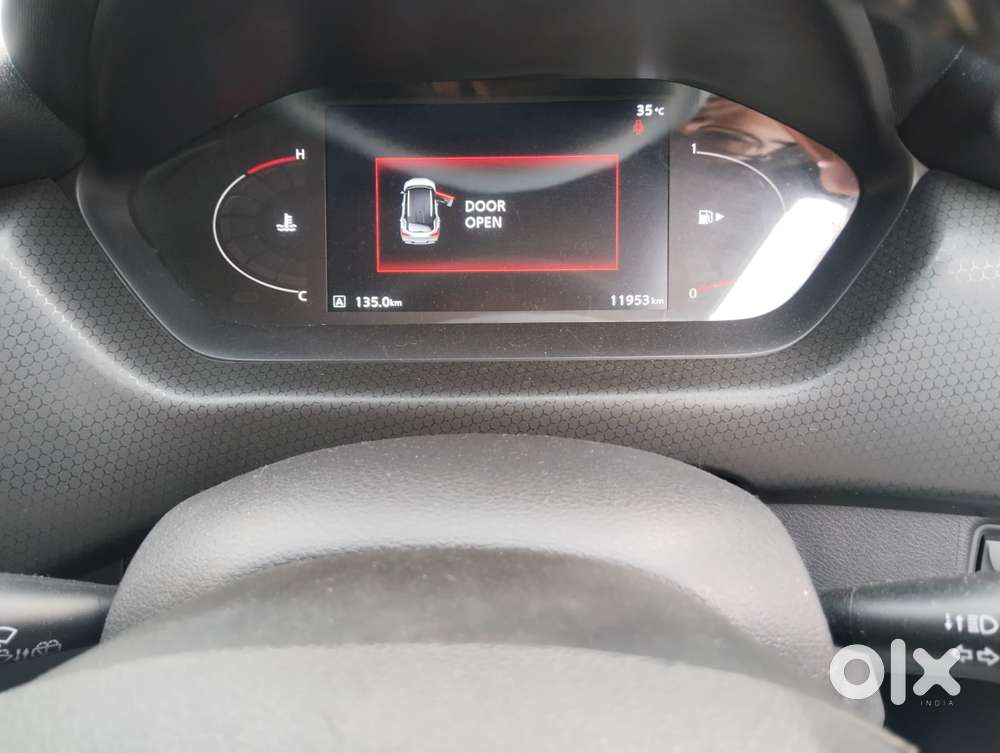 Nissan Magnite 1.0 Xv Premium Turbo Cvt (o) Dual Tone, 2021, Petrol