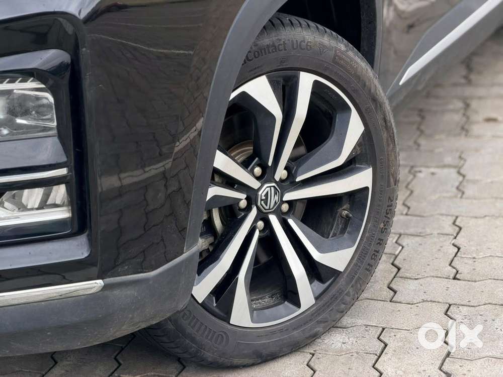 Mg Hector Plus Sharp Dct, 2023, Petrol