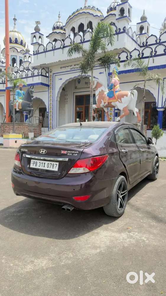 Verna Top Model 2012 Push Button Start ( 6 Airbag )