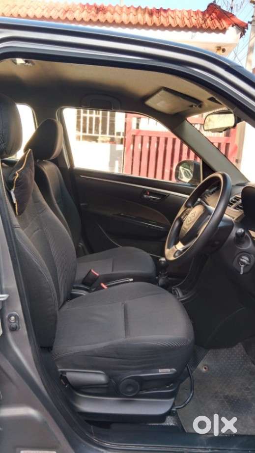 Maruti Suzuki Swift Vvt Zxi, 2012, Petrol
