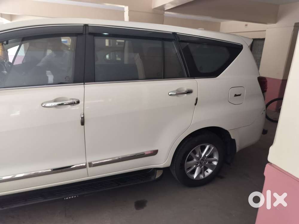 Toyota Innova Crysta 2018 Diesel 250000 Km Driven