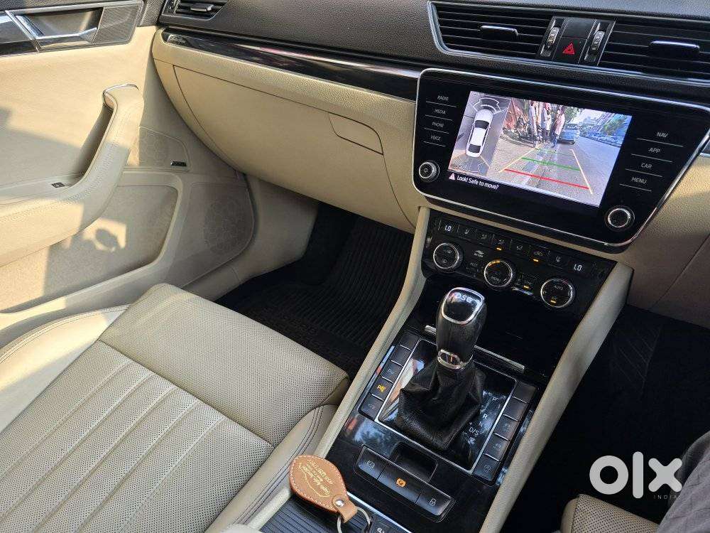 Skoda Superb 2.0 Tsi At L&k, 2021, Petrol