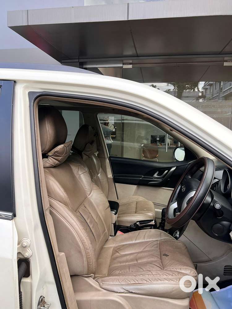 Mahindra Xuv500 2015 Diesel Well Maintained.