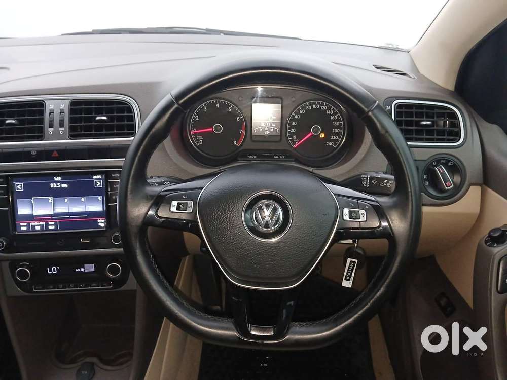 Volkswagen Vento 2010-2013 Petrol Highline At, 2022, Petrol