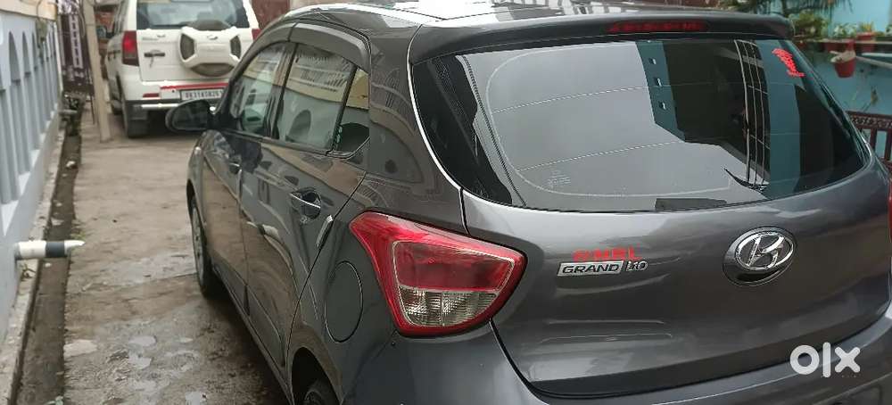 Grand I10 Petrol