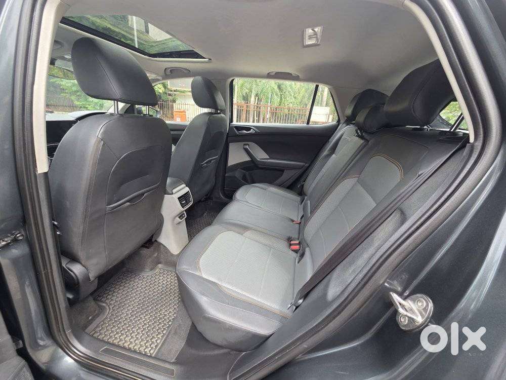 Skoda Kushaq 1.0 Tsi Style At (6 Airbags), 2023, Petrol