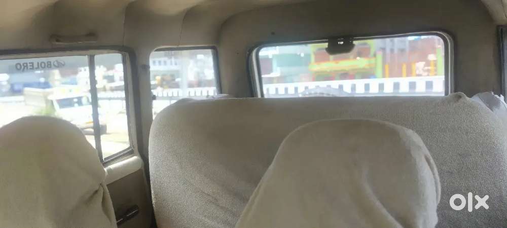 Mahindra Bolero Neo 2015