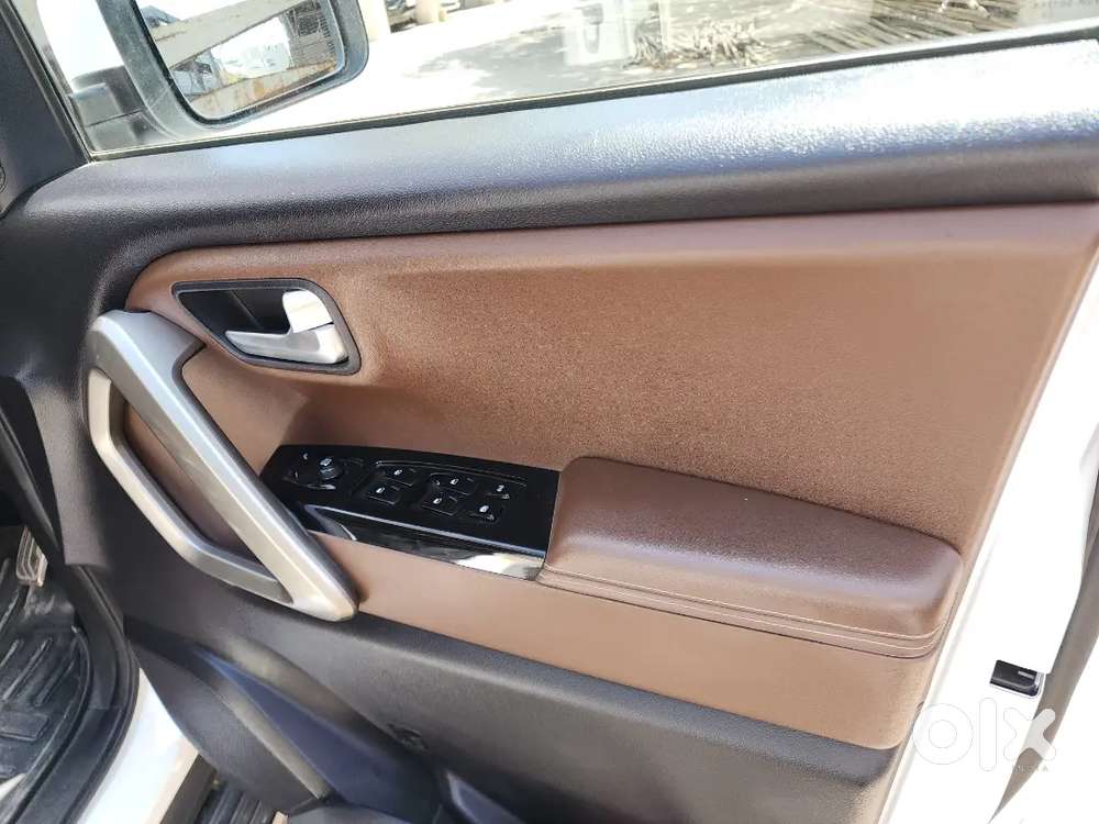 Mahindra Scorpio N Z8 Select Diesel Automatic
