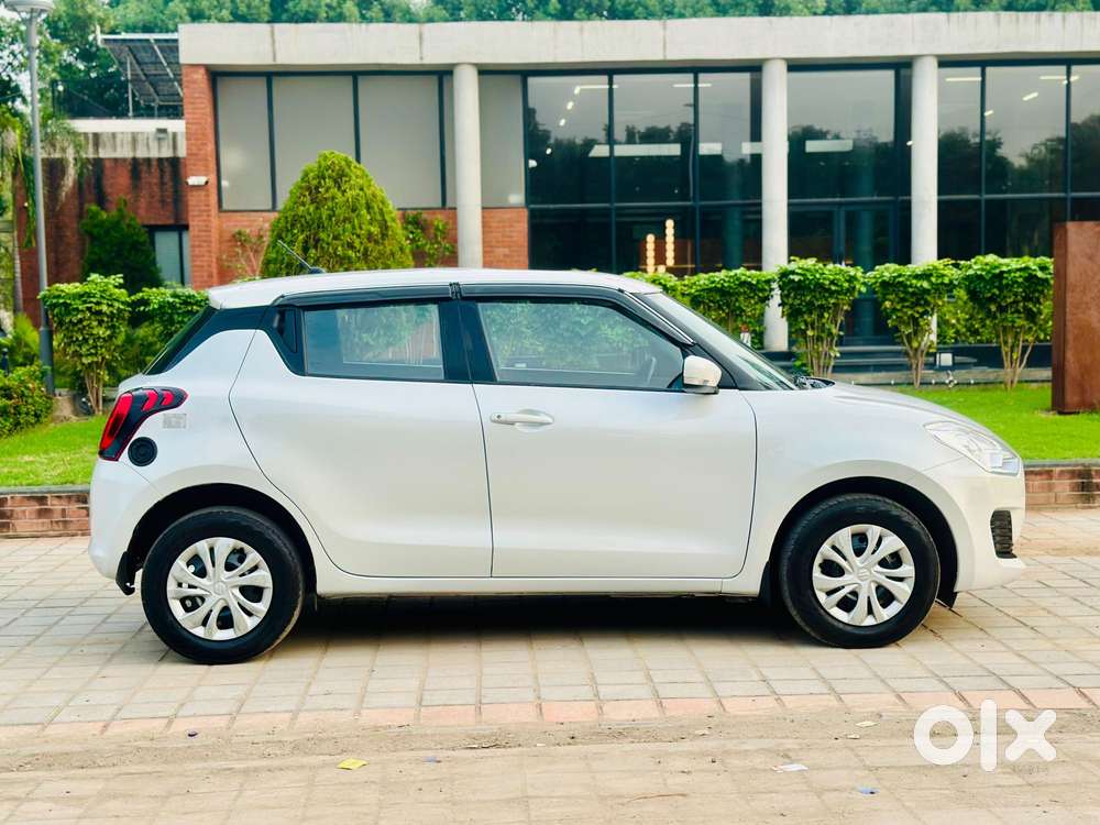 Maruti Suzuki Swift Vxi Cng, 2023, Cng & Hybrids
