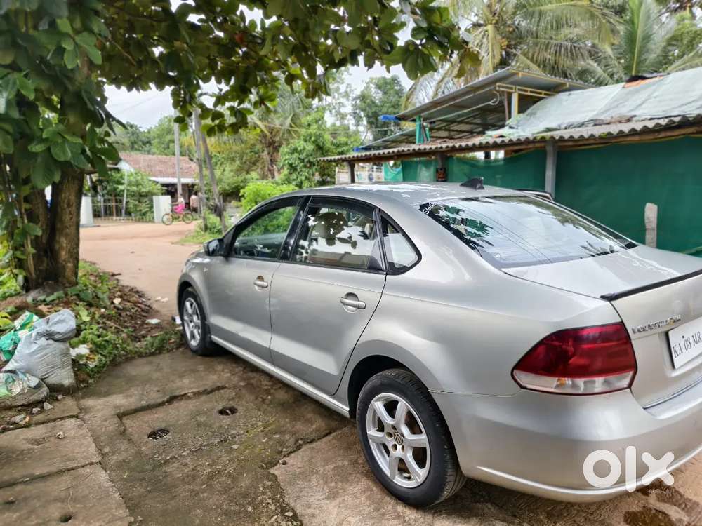 Volkswagen Vento Petrol Highline 2012