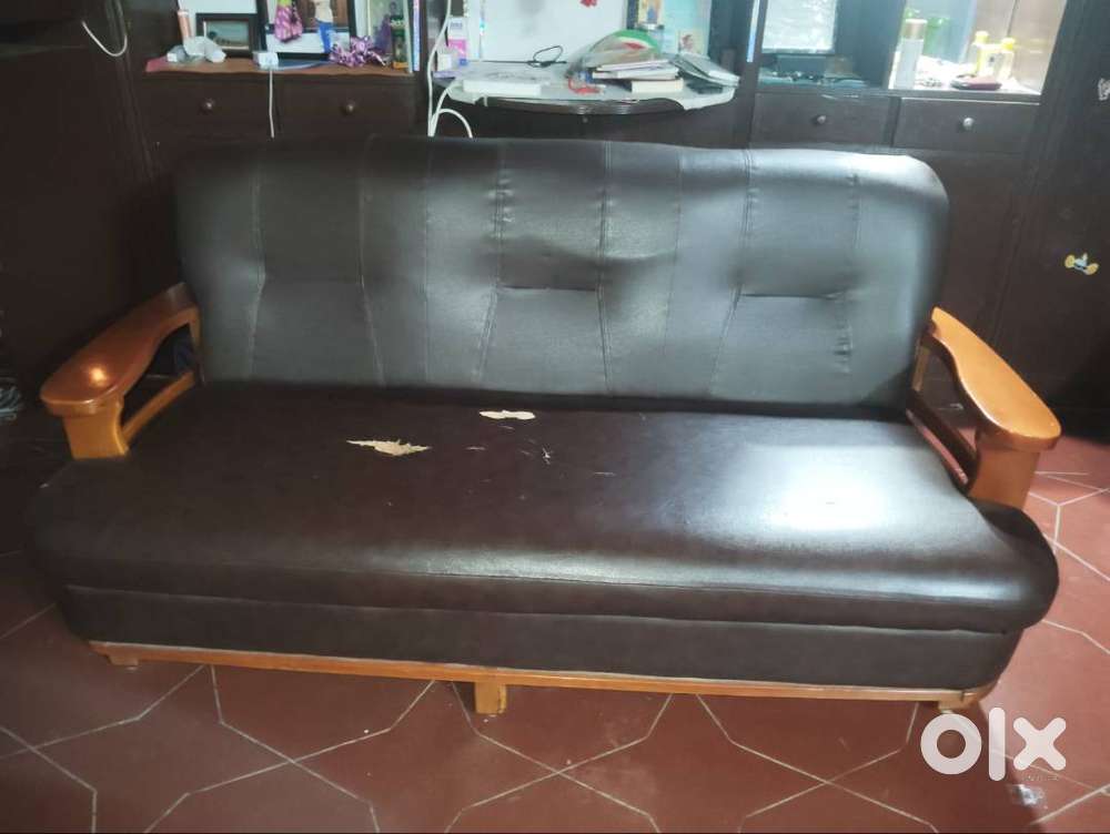Sofa wooden