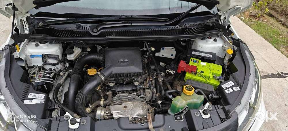 Tata Nexon 1.2 Revotron Xma Amt (s), 2022, Petrol