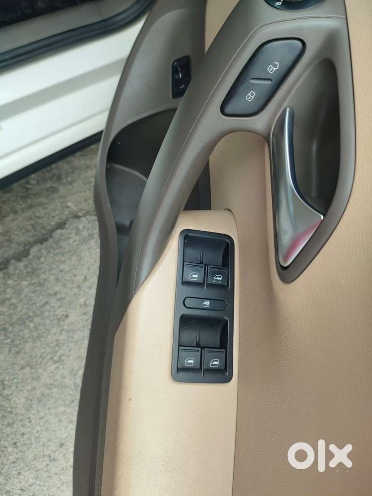 Volkswagen Vento 1.0 Highline Plus At, 2020, Petrol