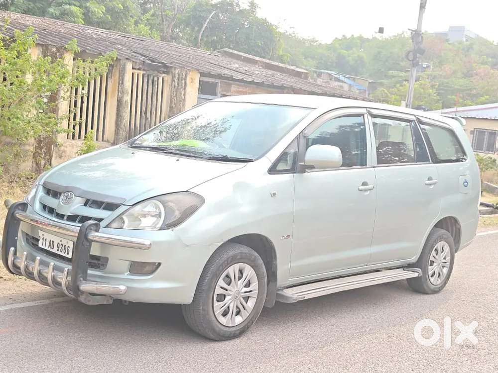 Toyota Innova 2008 Diesel Well Maintained Showroom Service.