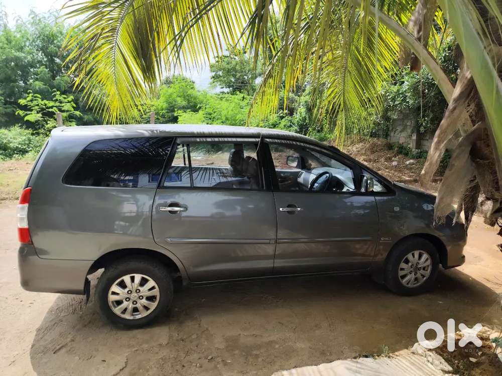 Toyota Innova 2.5 Vx 2011