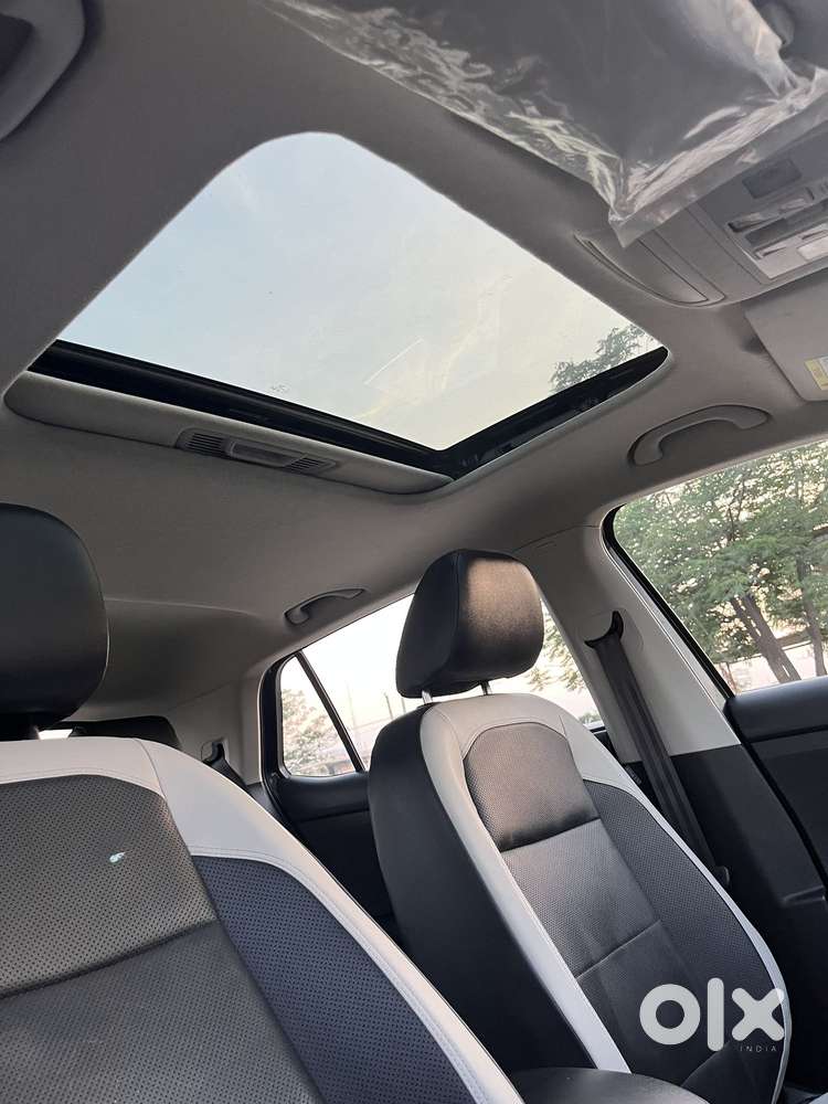 Volkswagen Taigun 1.0 Tsi Topline At, 2022, Petrol