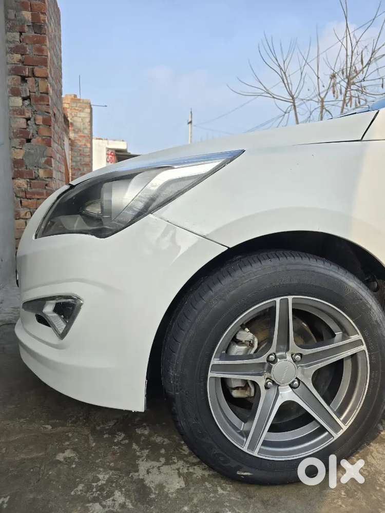 Hyundai Verna 2015 Diesel 60000 Km Driven