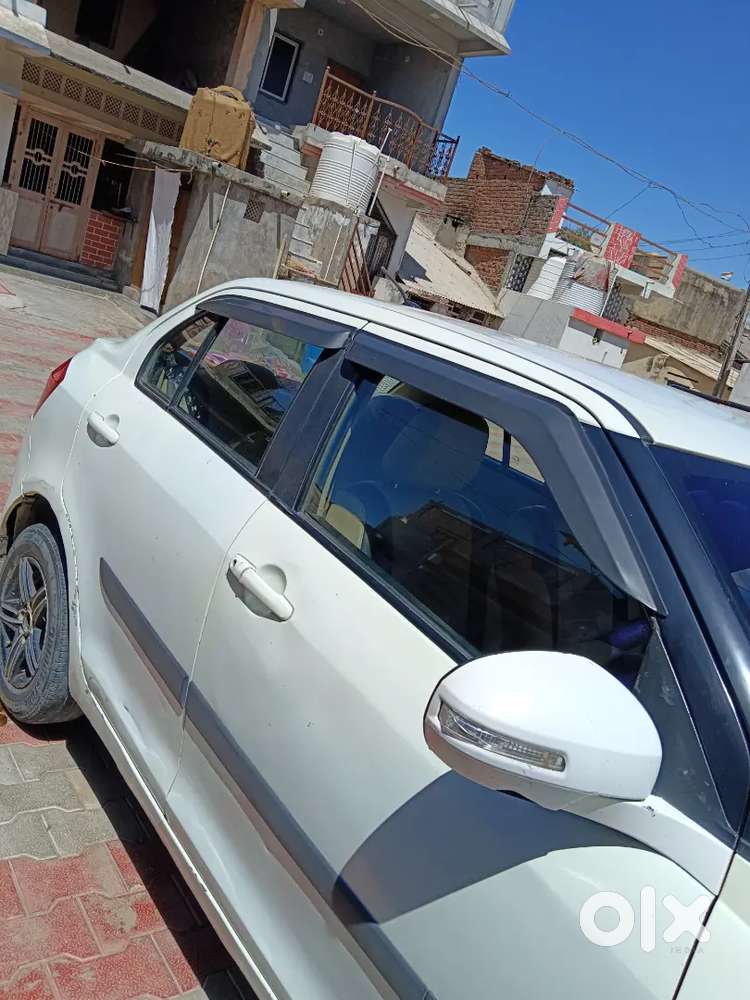 Maruti Suzuki Dzire 2017 Cng & Hybrids 115000 Km Driven
