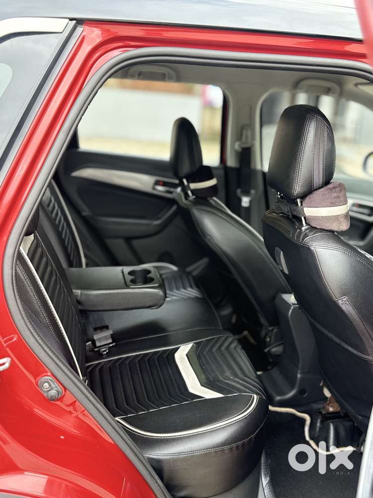 Maruti Suzuki Brezza Zdi+ Dual Tone, 2016, Diesel