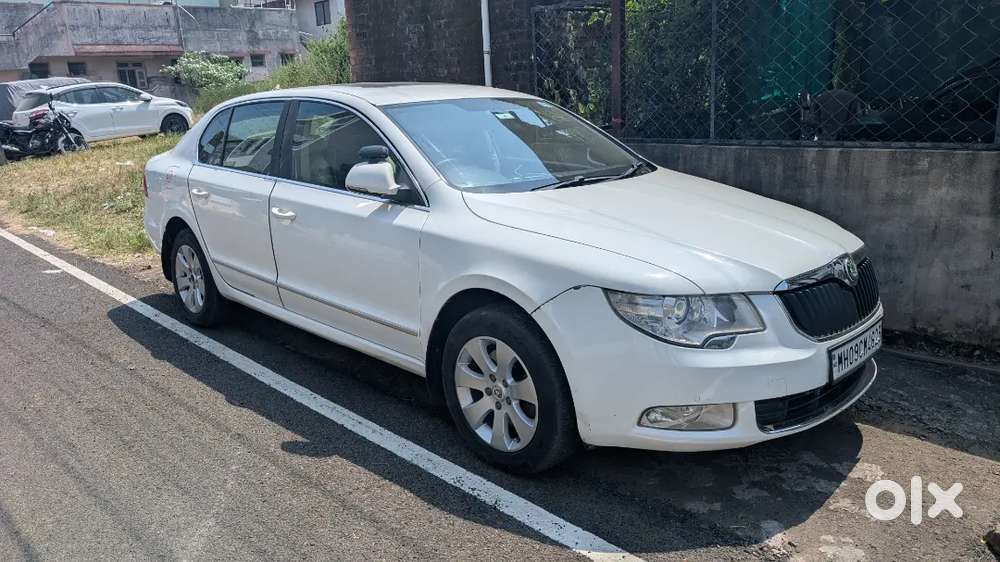 Skoda Superb Elegance 2013