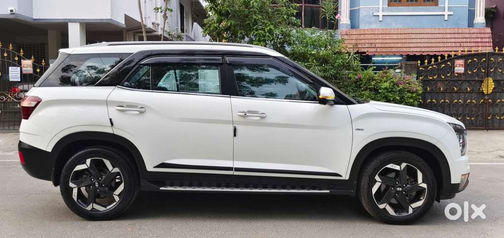 Hyundai Alcazar Signature 1.5 Petrol Dct 7str, 2023, Petrol