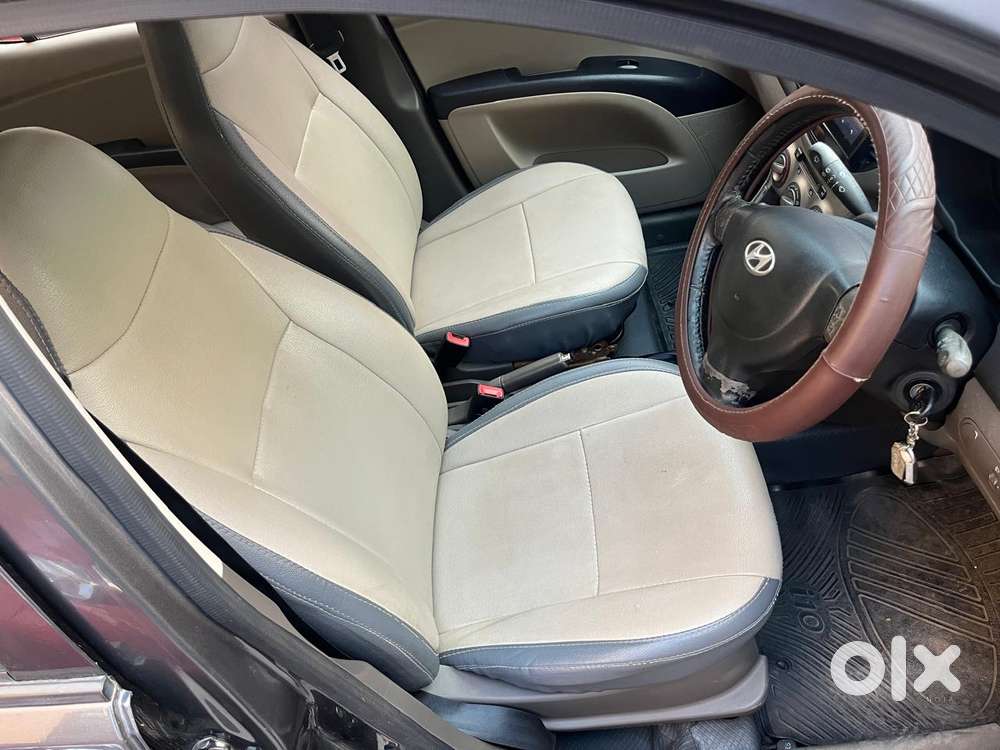Hyundai I10 Sportz At, 2012, Petrol