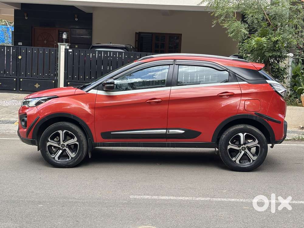 Tata Nexon Xz Plus (hs), 2022, Petrol