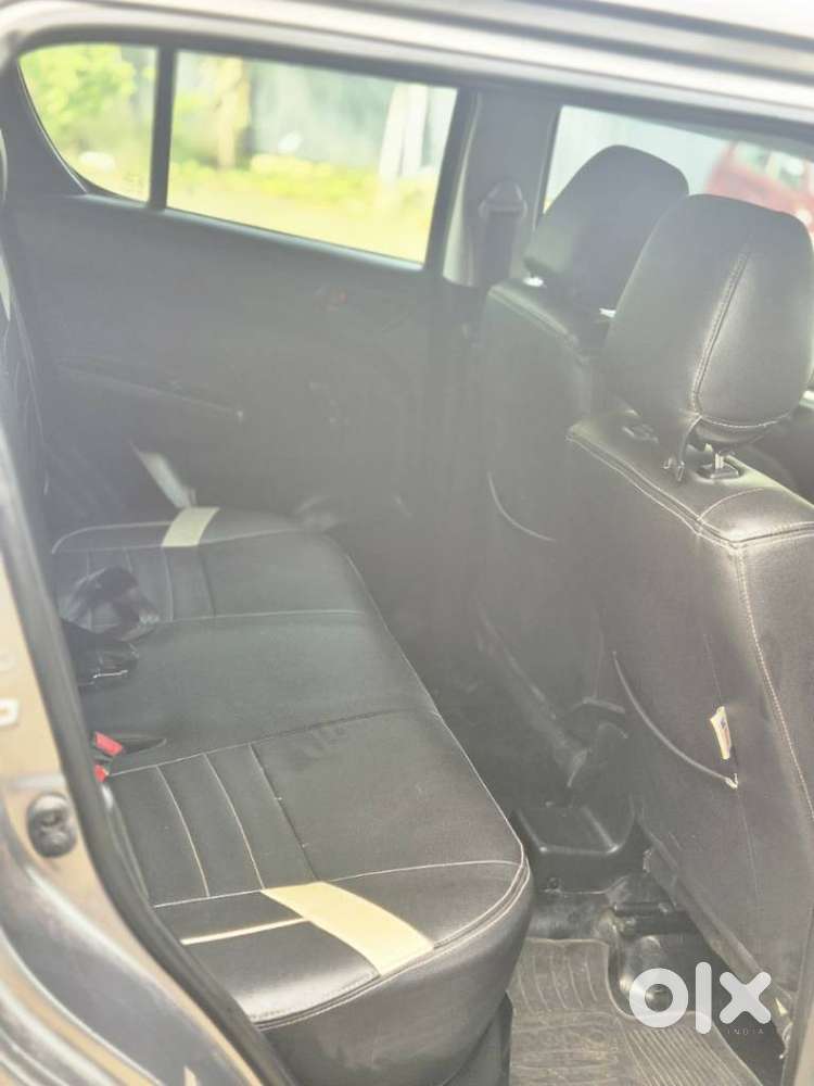 Maruti Suzuki Swift Lxi Optional-o, 2015, Petrol